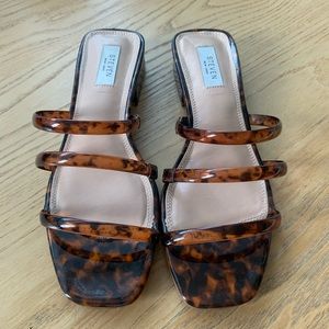 Tortoise strap Steven New York sandals
